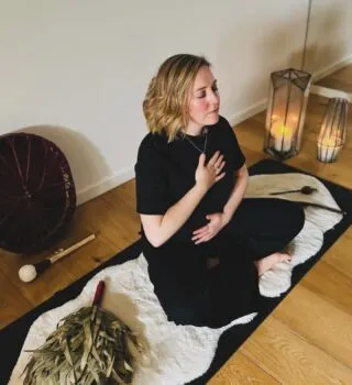 Feel the Power of the Breath with the wonderful Dee. Sunday 20 September 6pm

Dee holds space for a powerful and somewhat psychedelic breathwork session. These evenings are transformative, healing and uplifting designed to release stress, tension and emotion by engaging the body’s natural healing capabilities. Dee will introduce and guide you through a combination of deep, fast paced and circular breathing techniques as well as helping you to set intentions to help release old, stagnant energies from deep within our bodies, increase oxygen and energy levels and connect into higher states of consciousness.&nbsp;

These sessions always get fully booked so make sure you book early to avoid missing out. Previous experience is not required. Booking now via the website, get in touch if you have any questions 💫  #breathworkhealing #breathworkyorkshire #breathworkleeds #breathworkwakefield #breathworksheffield #hudddrsfield #holmfirth